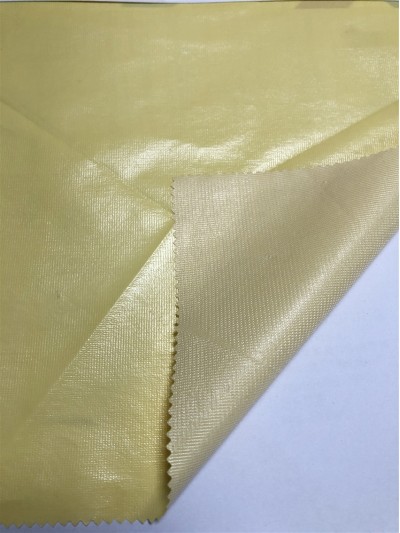 DG-PGSG  PSCC19111-紅  20D特立可得+TPU速色膜  56''  50±5gsm 100%poly 光合色速  MOQ:1500y 45度照